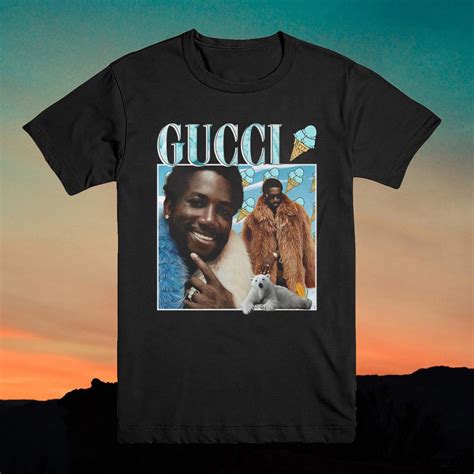 gucci vintage print t shirt|vintage gucci t shirt women.